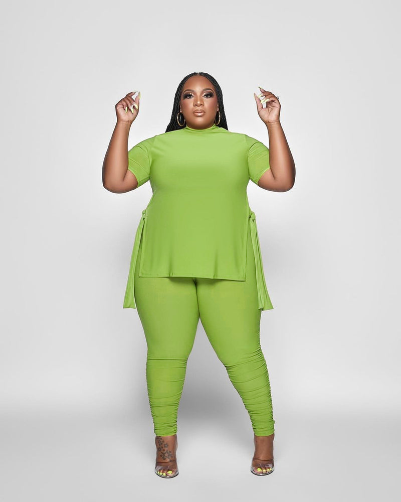 Plus Size Split Hem Top & Pants